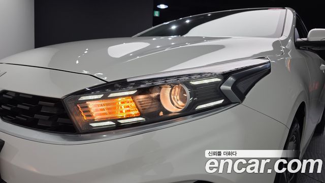 Kia K3 2022 — photo 8
