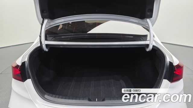 Kia K3 2022 — photo 27