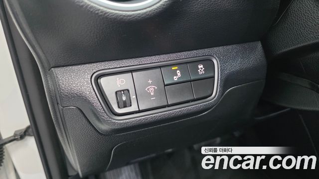 Kia K3 2022 — photo 30