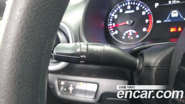 Kia K3 2022 — photo 36