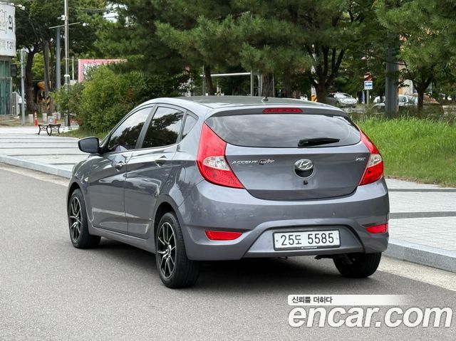 Hyundai Accent 2016 — photo 4