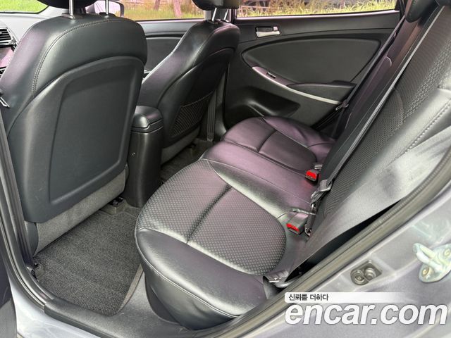 Hyundai Accent 2016 — photo 11