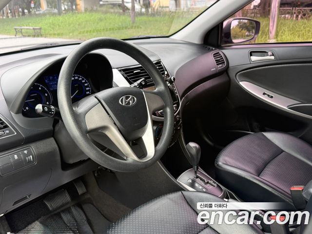 Hyundai Accent 2016 — photo 12