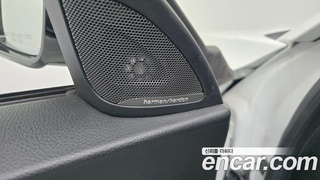 BMW M2 2017 — photo 28