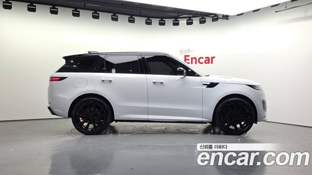 Land Rover Range Rover Sport 2026 — photo 5
