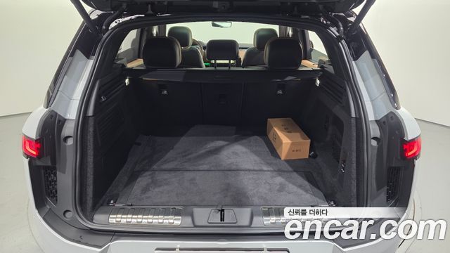 Land Rover Range Rover Sport 2026 — photo 10