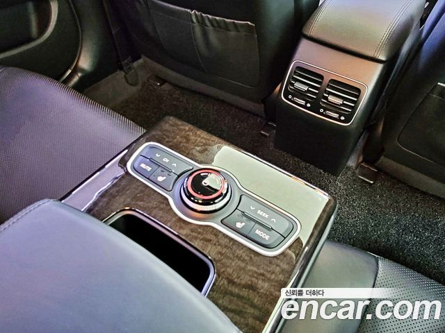 Kia K7 2014 — photo 9