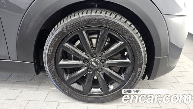 Mini Cooper 2019 — photo 7