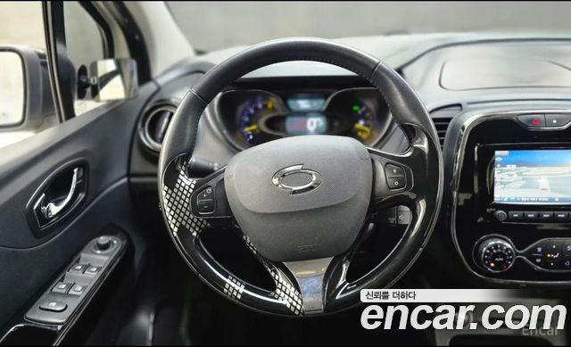 Renault Korea QM3 2015 — photo 12
