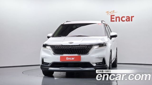 Kia Canival 2021 — photo 3