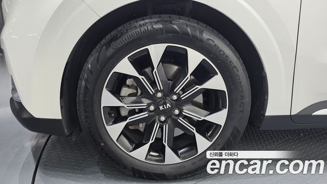 Kia Canival 2021 — photo 5