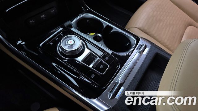 Kia Canival 2021 — photo 9