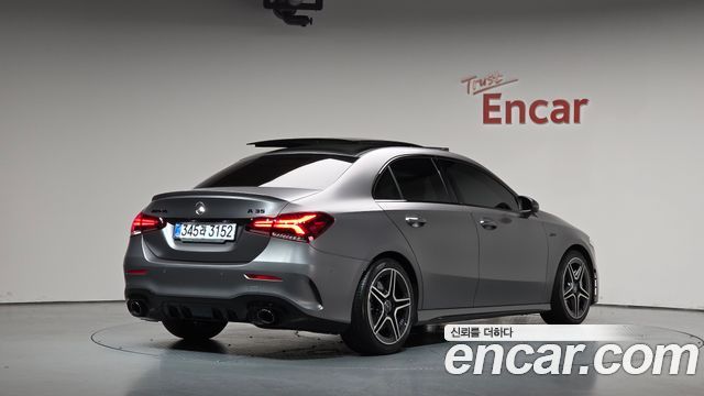 Mercedes-Benz A-Class 2023 — photo 2