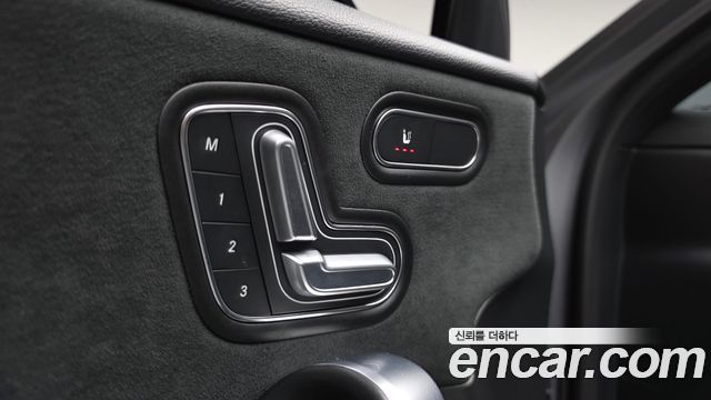 Mercedes-Benz A-Class 2023 — photo 25