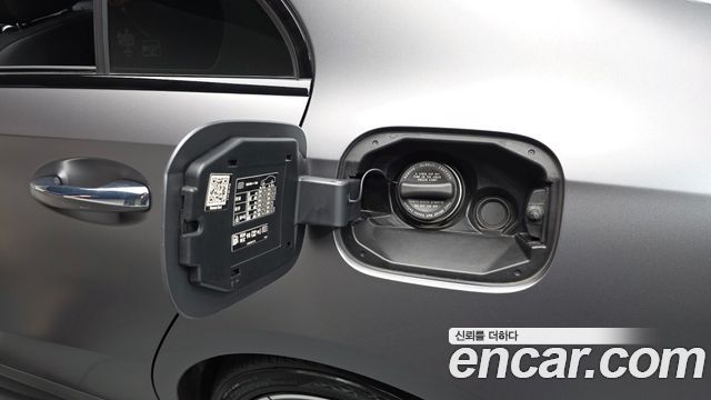 Mercedes-Benz A-Class 2023 — photo 33