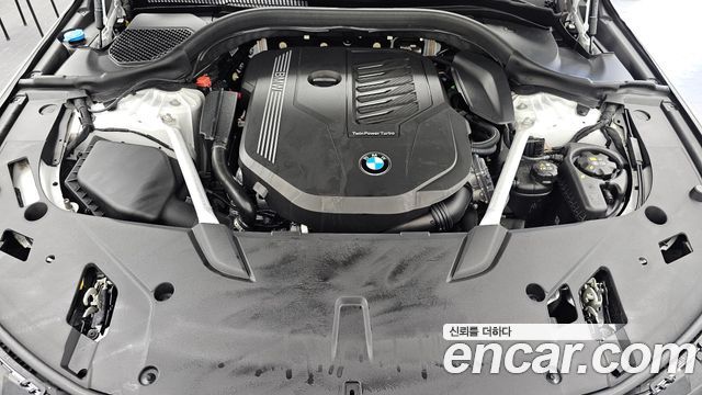 BMW Gran Turismo 2023 — photo 6