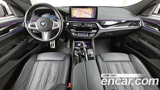 BMW Gran Turismo 2023 — photo 7