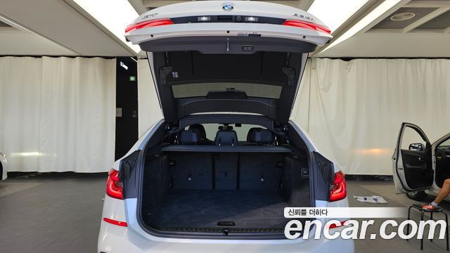 BMW Gran Turismo 2023 — photo 20