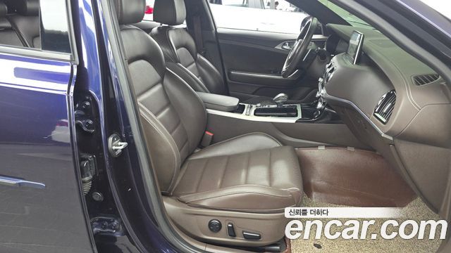 Kia Stinger 2019 — photo 17