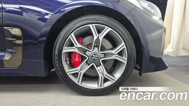 Kia Stinger 2019 — photo 7