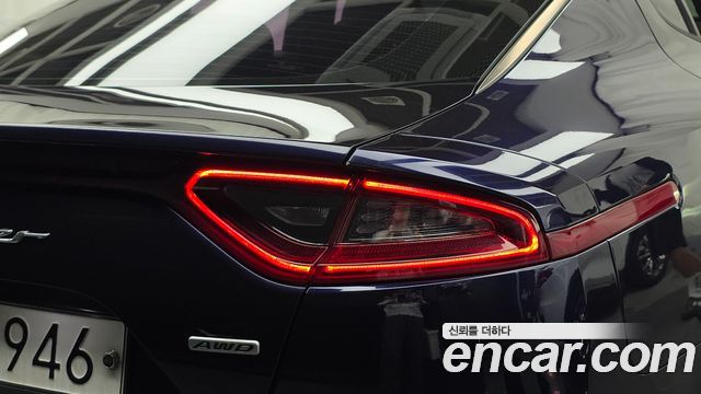 Kia Stinger 2019 — photo 9