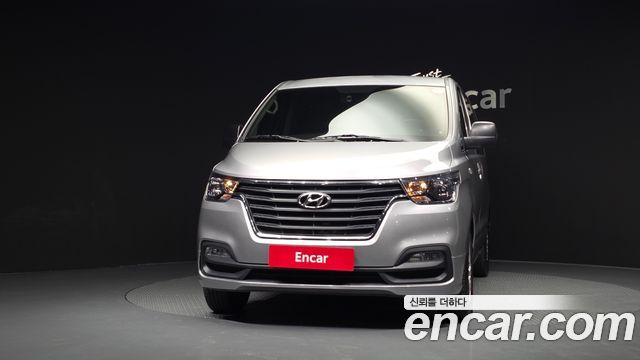 Hyundai Starex 2021 — photo 3