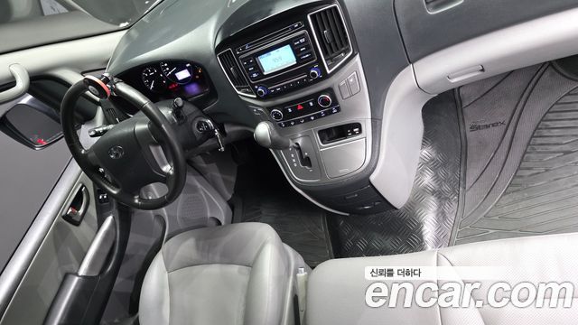 Hyundai Starex 2021 — photo 10