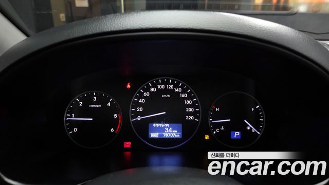 Hyundai Starex 2021 — photo 11