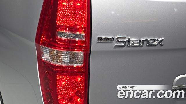 Hyundai Starex 2021 — photo 9