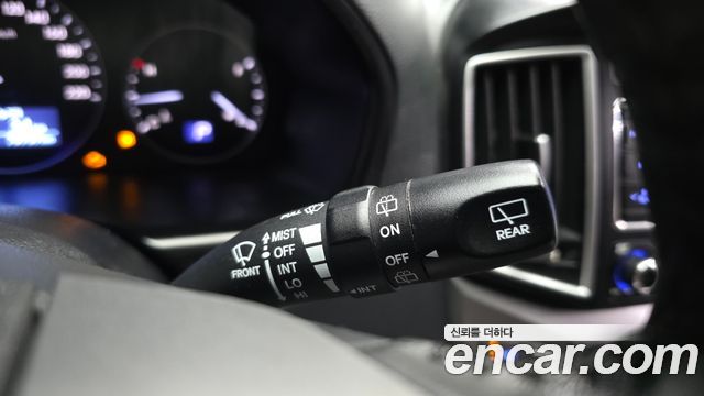 Hyundai Starex 2021 — photo 27
