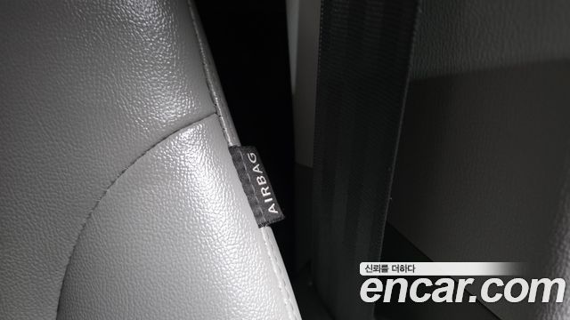 Hyundai Starex 2021 — photo 29