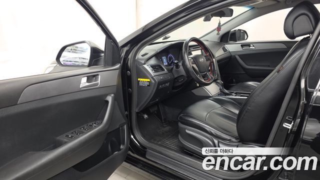 Hyundai Sonata 2015 — photo 13