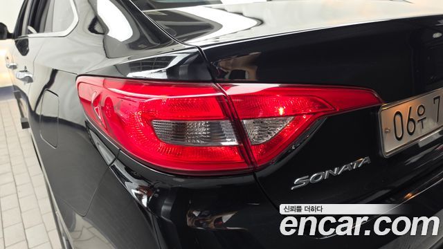 Hyundai Sonata 2015 — photo 9