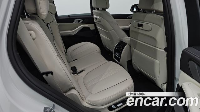 BMW X5 2025 — photo 17