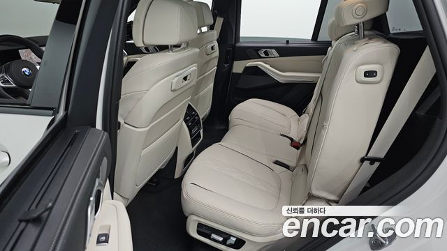 BMW X5 2025 — photo 18