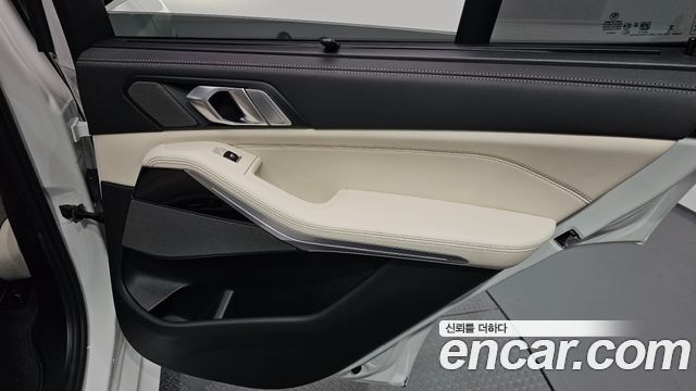 BMW X5 2025 — photo 15