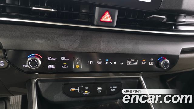 Kia Canival 2024 — photo 24