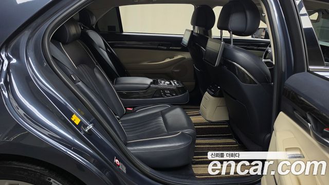 Genesis EQ900 2016 — photo 17