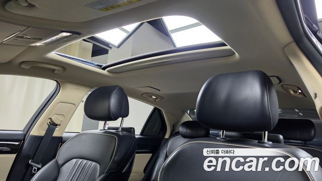 Genesis EQ900 2016 — photo 22