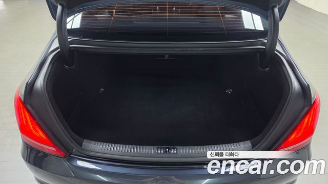 Genesis EQ900 2016 — photo 24