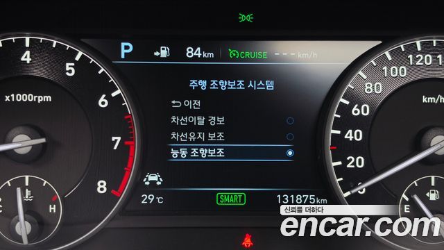 Genesis EQ900 2016 — photo 25