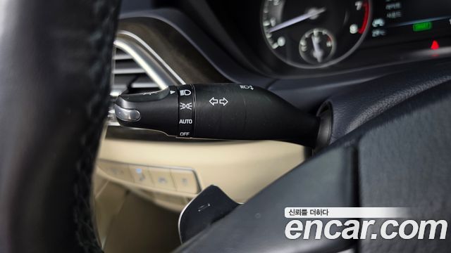 Genesis EQ900 2016 — photo 36