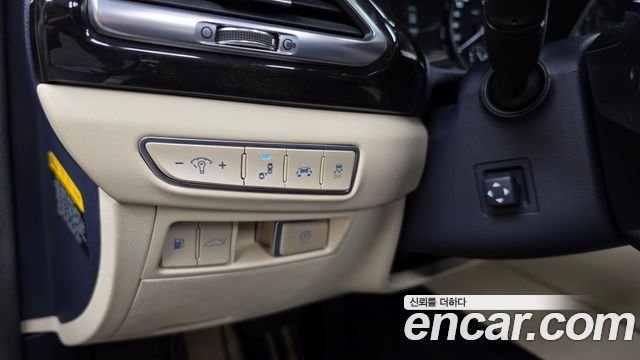 Genesis EQ900 2016 — photo 38