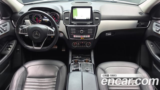 Mercedes-Benz GLE-Class 2018 — photo 7