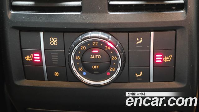Mercedes-Benz GLE-Class 2018 — photo 17