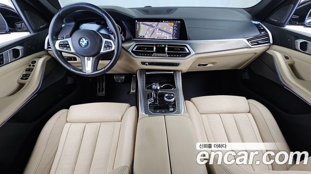 BMW X5 2021 — photo 10