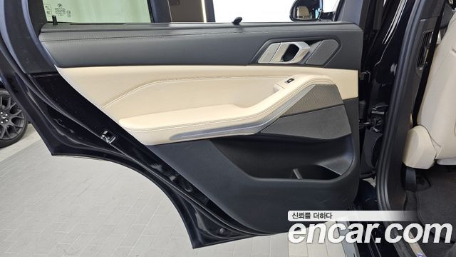 BMW X5 2021 — photo 15