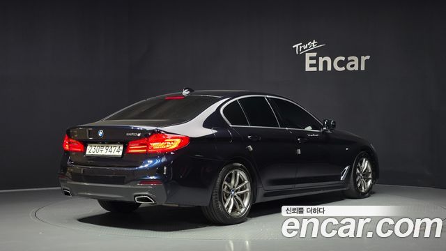 BMW 5-Series 2020 — photo 2