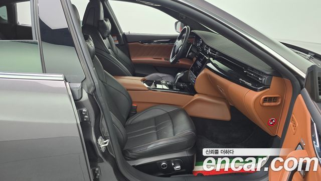 Maserati Quattroporte 2022 — photo 16