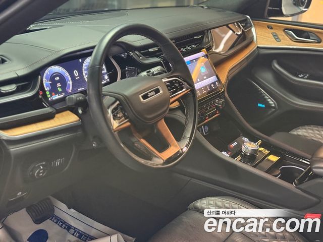 Jeep Cherokee 2022 — photo 8